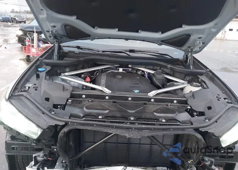 2024 BMW X5 xDrive40I z USA, uszkodzony, nr VIN 5UX23EU0XR9V18714